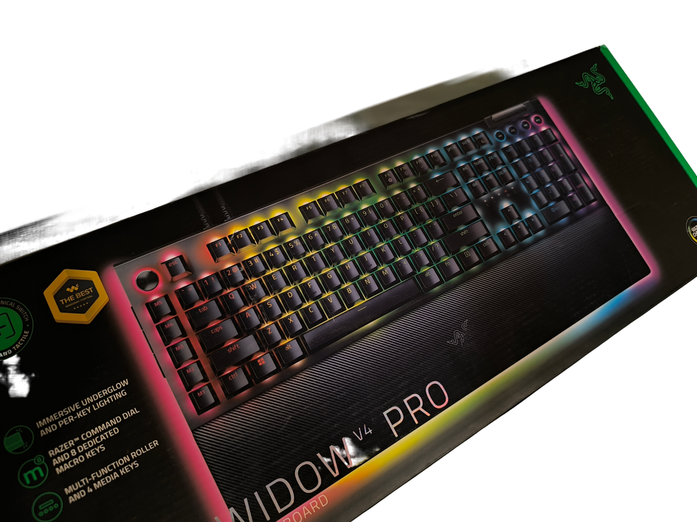 Razer BlackWidow V4 Pro — механическая клавиатура, RGB-подсветка, переключатели на выбор