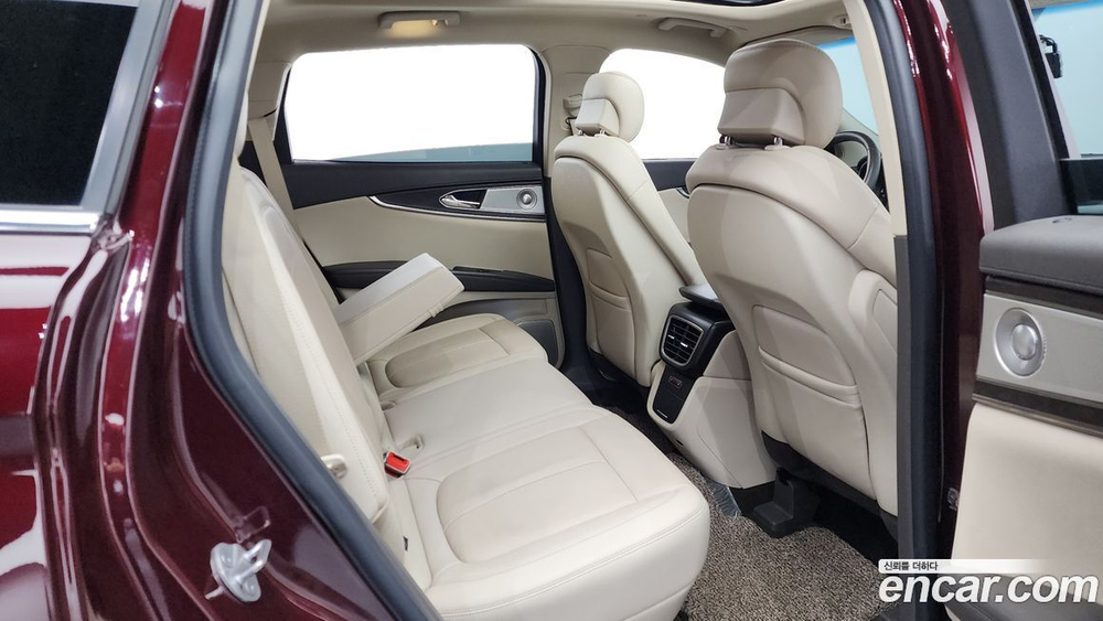 Lincoln Nautilus 2.7 Reserve AWD (12.2019)
