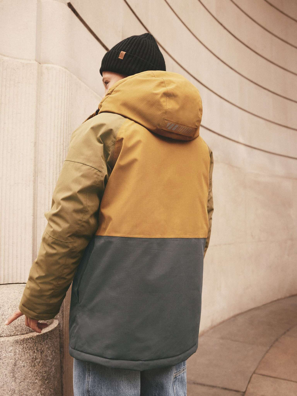 Куртка непромокаемая с капюшоном для мальчика Next 414-211, Горчичный, Синий