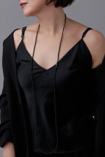 Нить-трансформер "Венеция" из черного венецианского бисера с графитовым магнитом