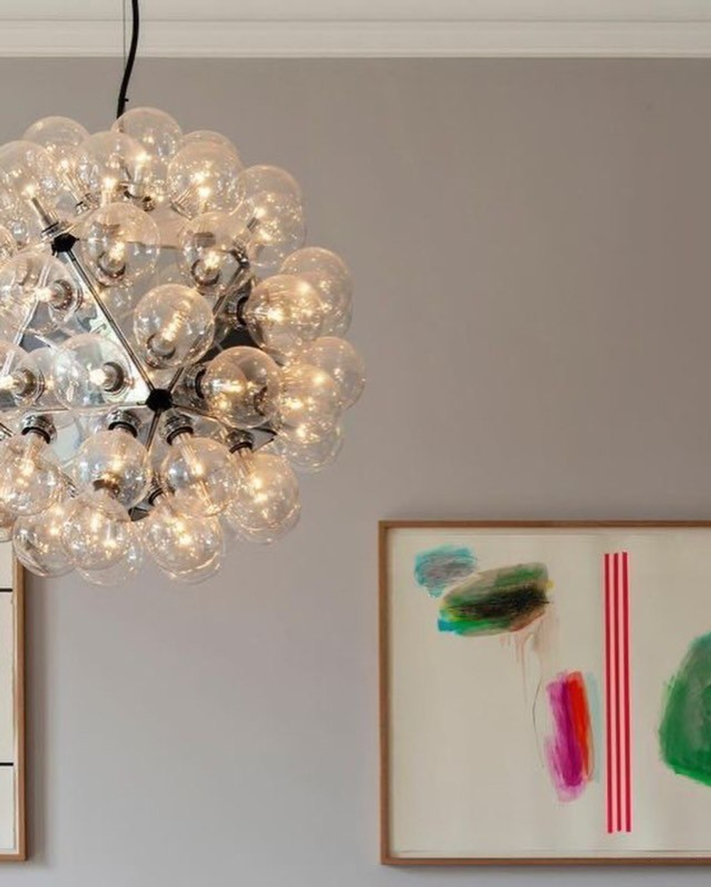 Эффектная дизайнерская люстра с прозрачными стеклянными плафонами в форме шаров ✨