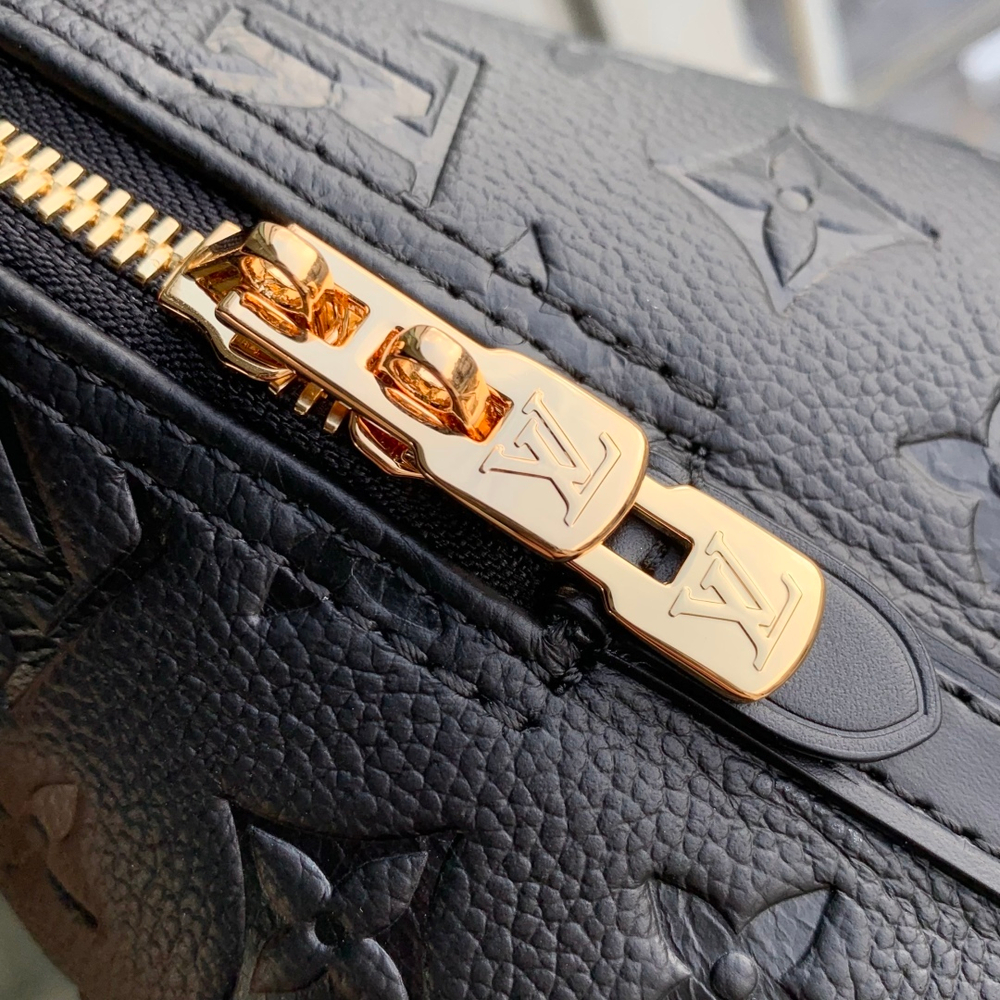 Louis Vuitton Alma PM