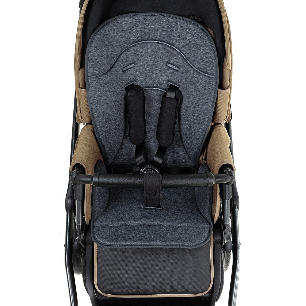 Детская коляска Roan Bass Next 2.0 3 в 1 с автокреслом Pituso Baesa Pro Black,Beige Canopy BSN/42/2 Mocha Mousse/Black/руч.Cappuccino