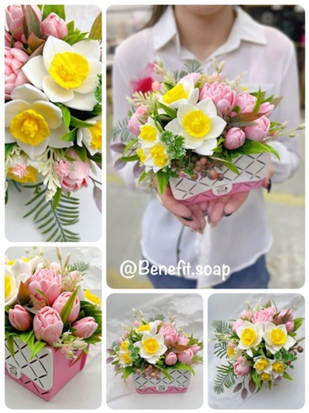 Букет из мыла «Тюльпаны и нарциссы, роуз»