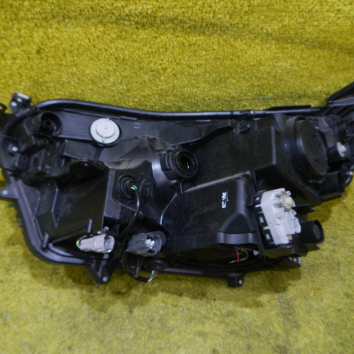 Фара правая Toyota RAV4 4 CA40 (2015-2019) LED