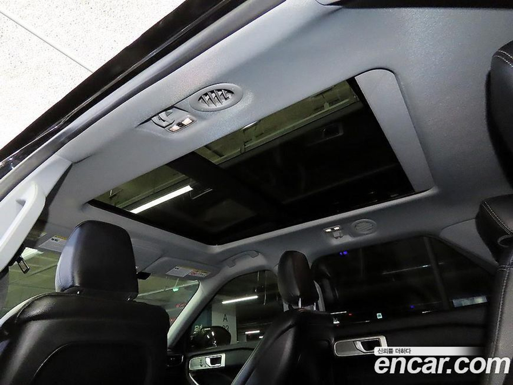 Ford Explorer 6 Generation 2.3 Limited 4WD (12.2020)