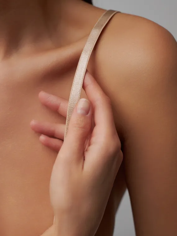 775 740/10 Бретель глянец Lauma 10 мм, бежевый 775