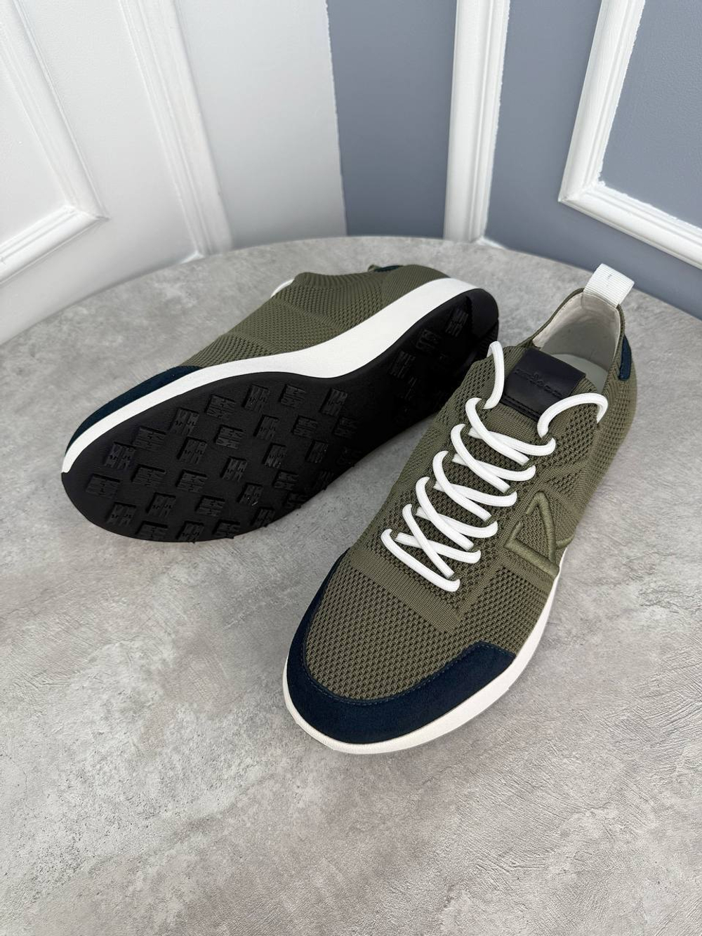 Кроссовки Kiton