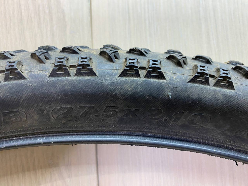 Покрышка для велосипеда Kenda Slant Six 27.5x2.10