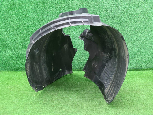 Подкрылок передний правый Volvo XC60 2 (2017-2021)