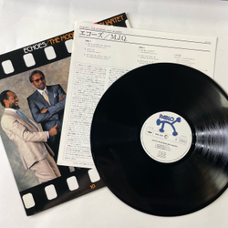 Винтажная виниловая пластинка LP The Modern Jazz Quartet Echoes (Япония 1984) (Без Оби) (Промо)