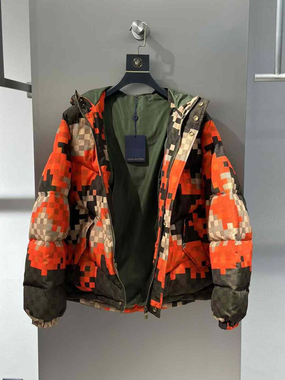 Пуховик Louis Vuitton