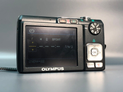 Olympus FE-240