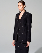 Жакет из премиальной костюмной ткани с вышивкой