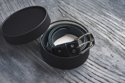 Ремень из текстурной итальянской кожи, цвет «грозовой», хромированная пряжка