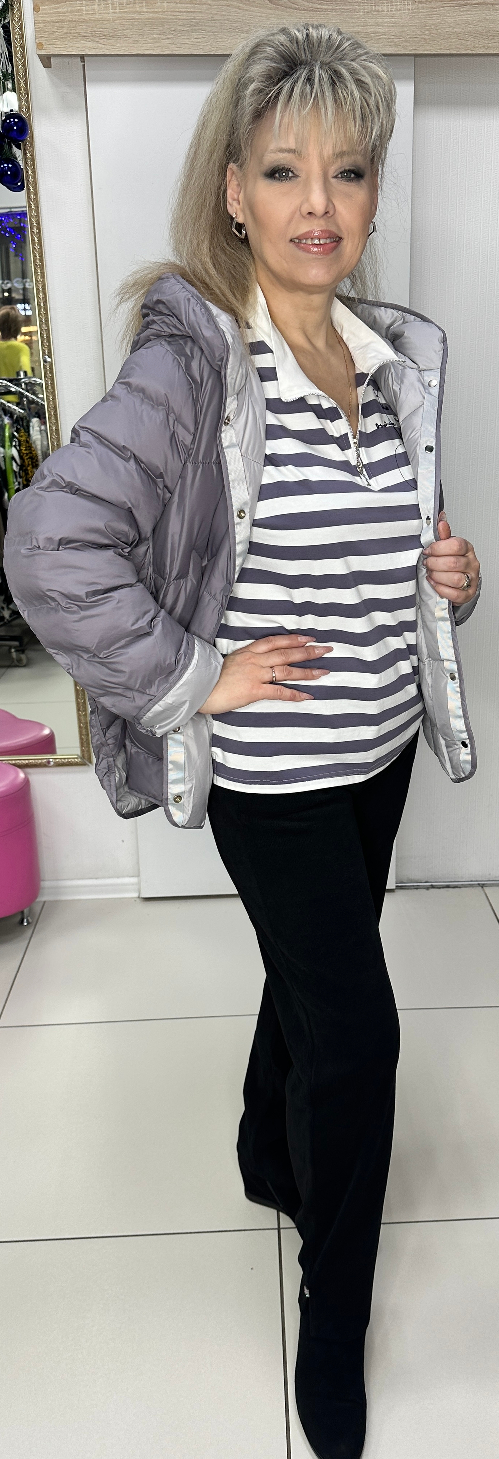 Весенне-осенняя курточка в сиреневом цвете