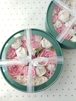 Коробка "Пионы" 21 см