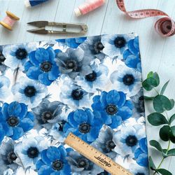 Ткань муслин крупные акварельные петуньи на белом фоне