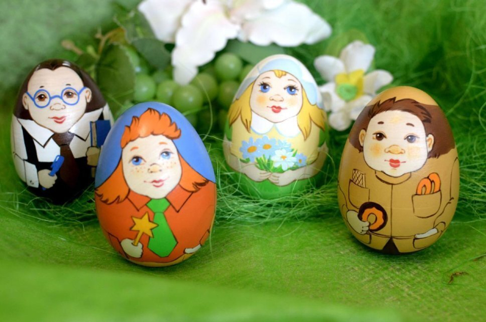 Неваляшка коротышка Ромашка, Катюша