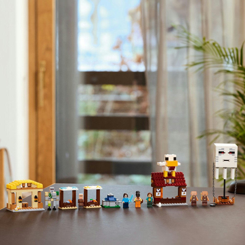 LEGO Minecraft - Нападение воздушного Гаста на деревню 21273
