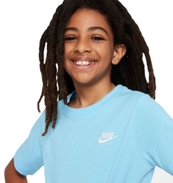 Футболка для мальчика теннисная Nike Kids NSW Tee Embedded Futura - aquarius blue/white