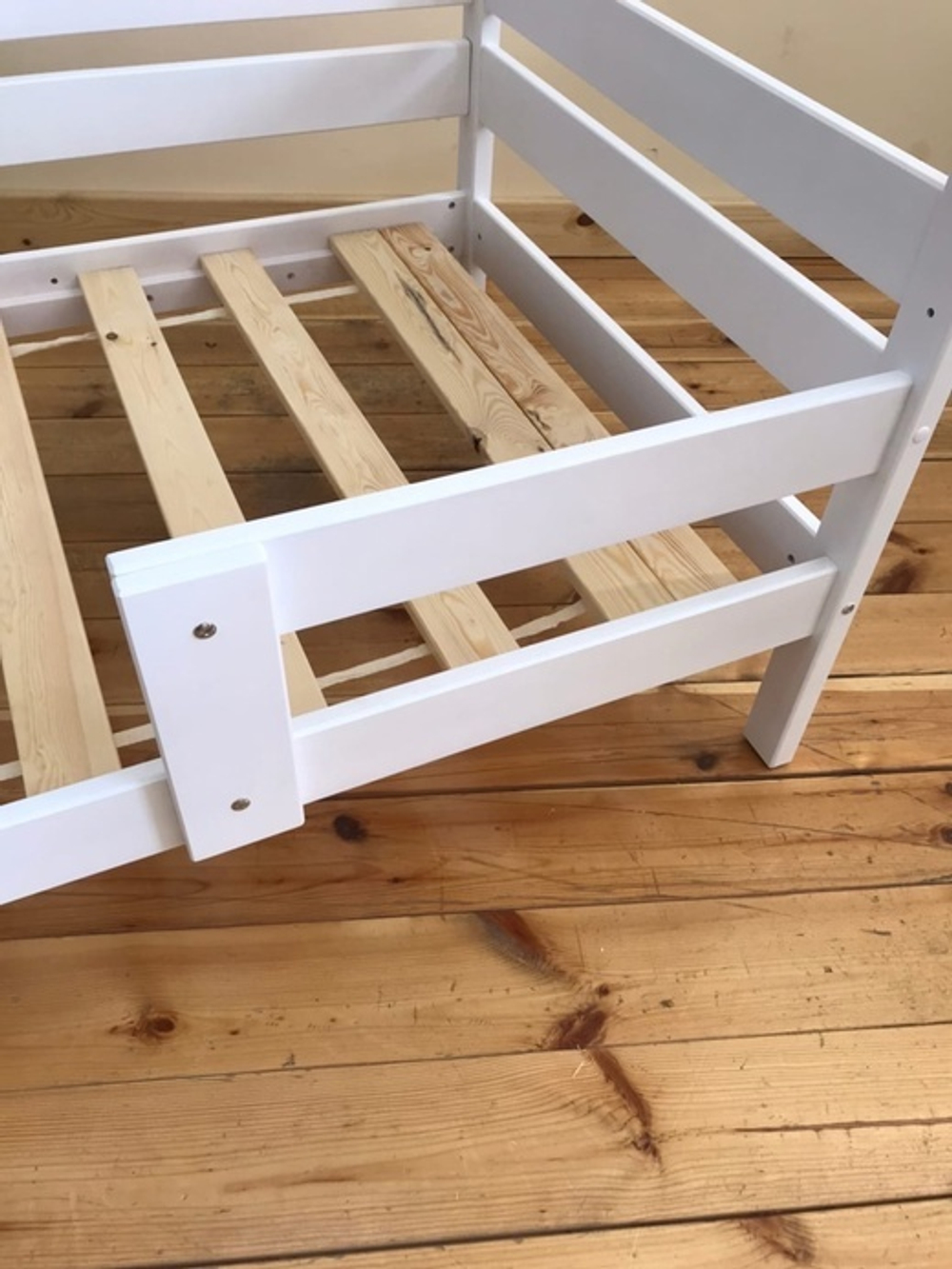 Кровать подростковая двухъярусная "Гуливер" 160*80 см белая 1 борт