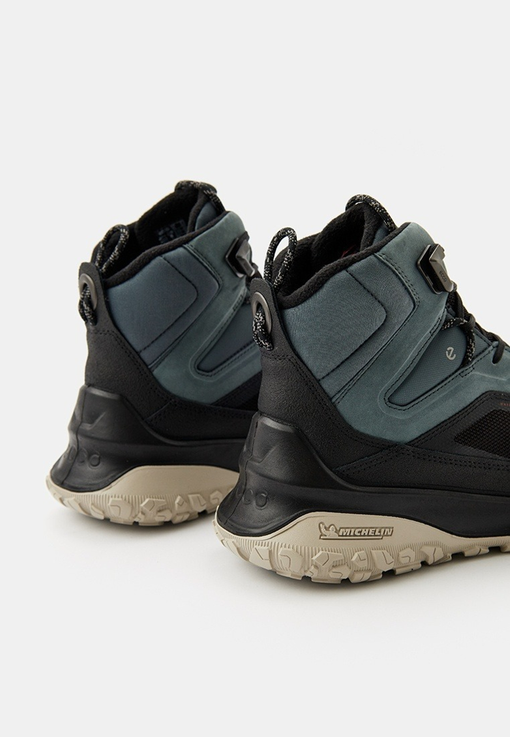 Ботинки мужские ECCO ULT-TRN M