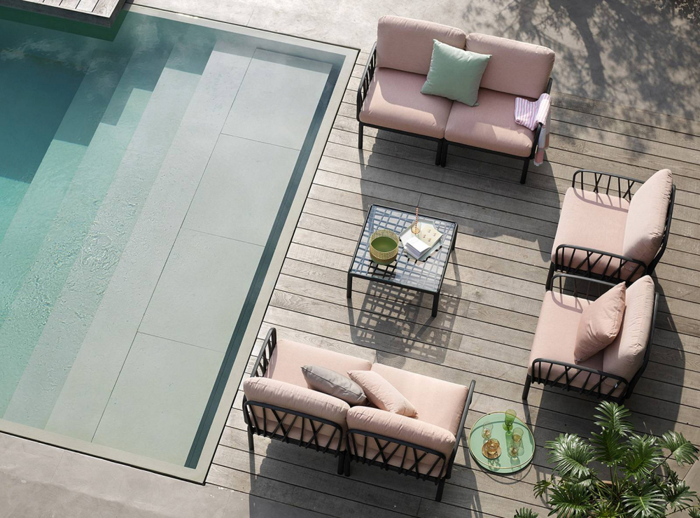 Столик пластиковый кофейный Nardi Komodo Tavolino Vetro, антрацит