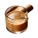 Стеклянная мерная чашка