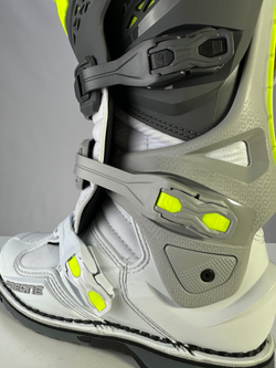 Мотоботы GAERNE SG-22