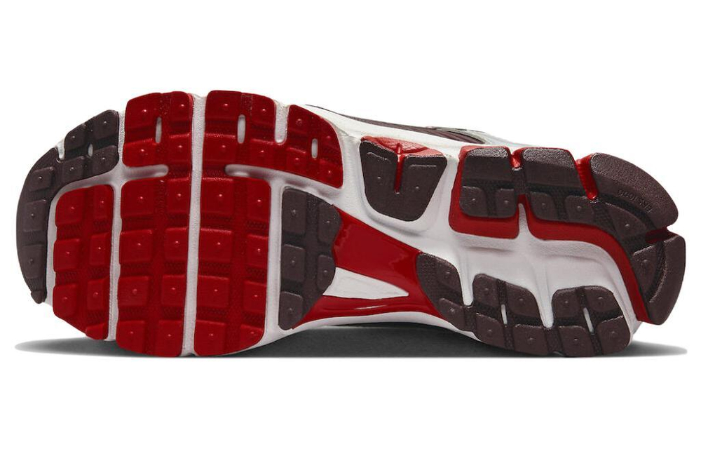 Кроссовки Nike Air Zoom Vomero 5 (Женская размерная сетка)