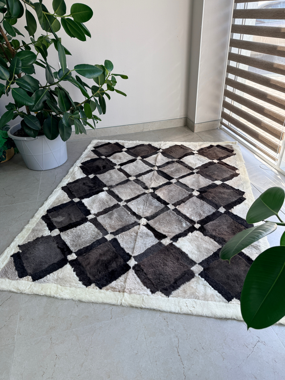 Ковер прямоугольный натуральный мех овчина, 210 х 170 см.