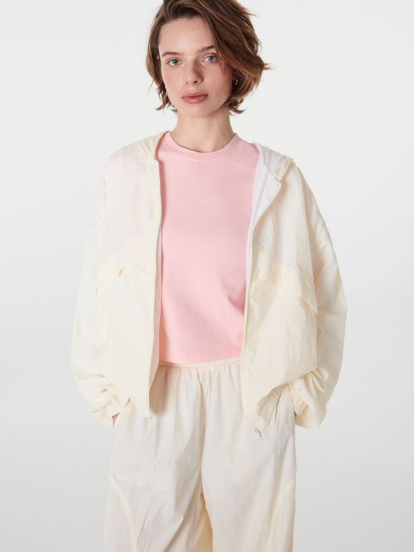 Олимпийка из нейлона 