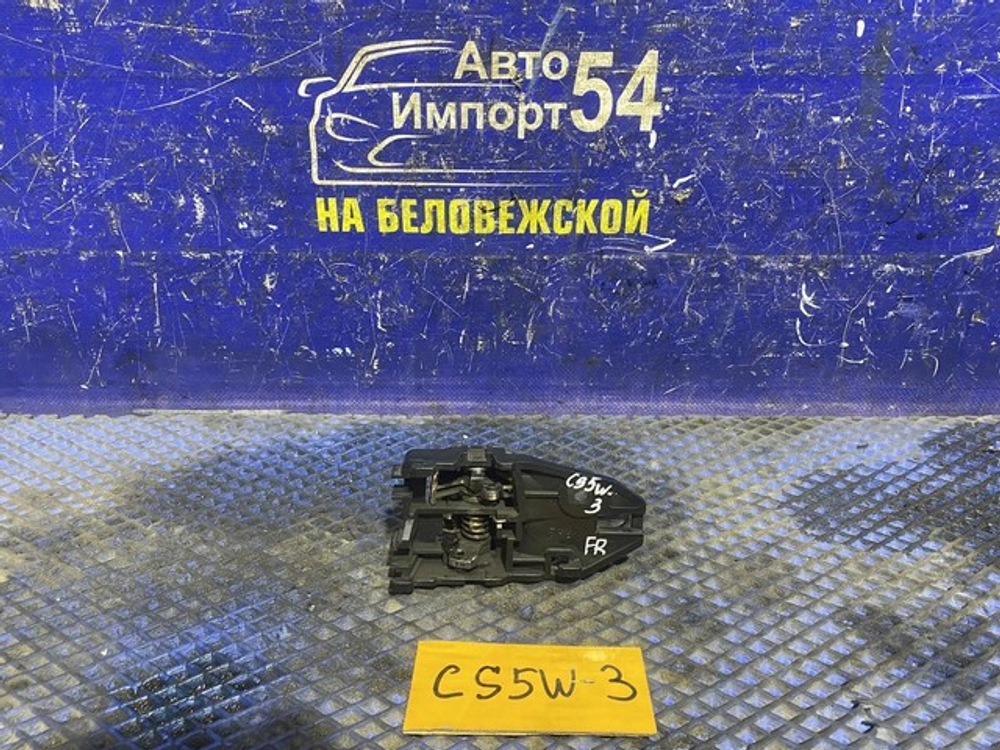 Ручка двери передней правой салонная MITSUBISHI LANCER CEDIA 2000