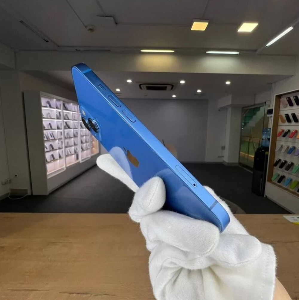 iPhone 13, 256 ГБ б/у