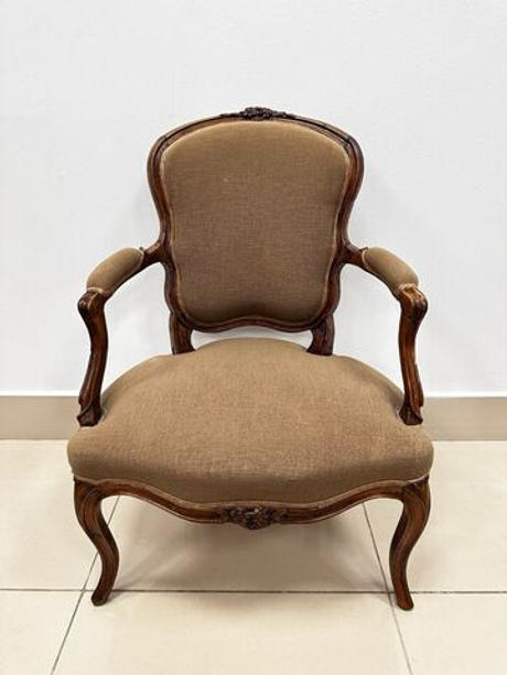 Кресло в стиле Людовика XV