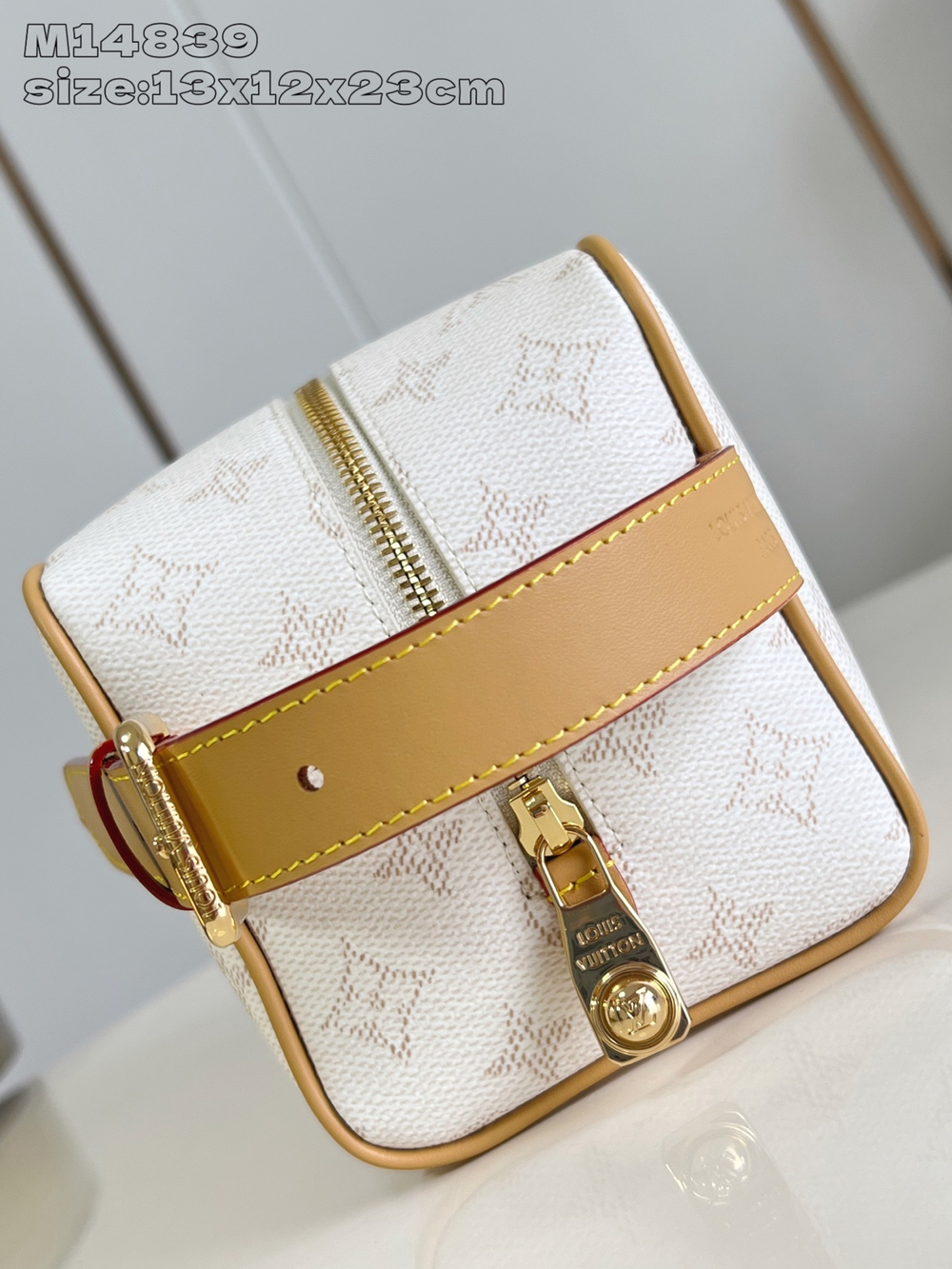 Louis Vuitton Locker Dopp Kit