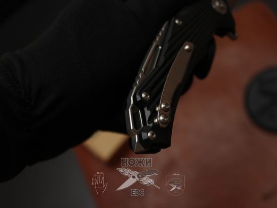 Складной нож Городской тактический VN "TRIUMPH" K661D2 c клинком из стали D2, рукоять G10