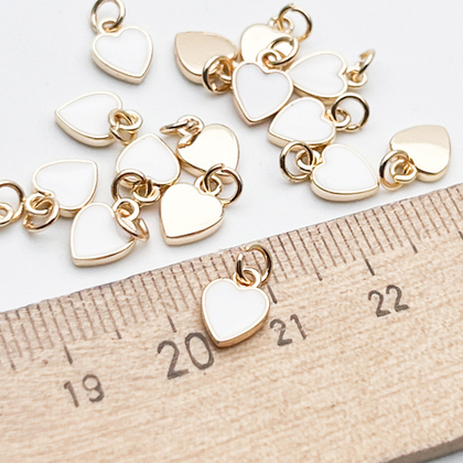 Подвеска Сердце, цвет золото+белый, размер 8*6,5 мм, цена за 1 шт