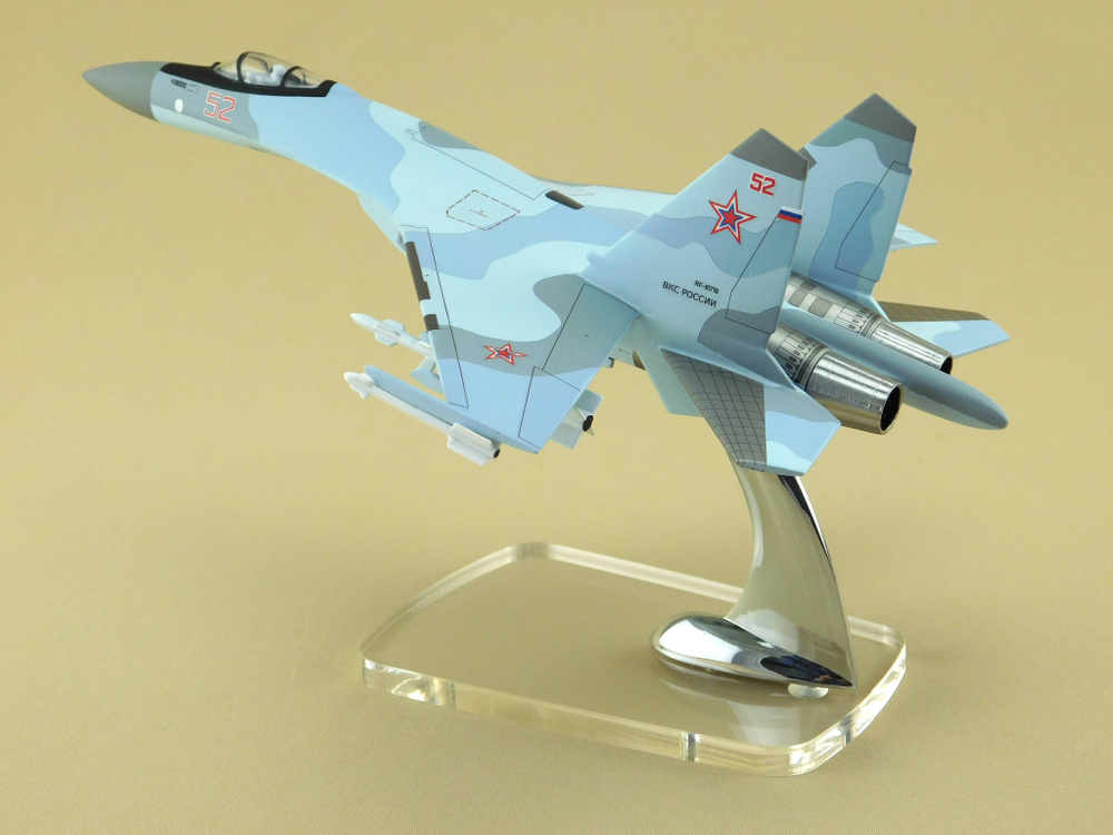 Модель самолета Су-35С (М1:72 ВКС России, RF-81719, 52, Камуфляж голубой)