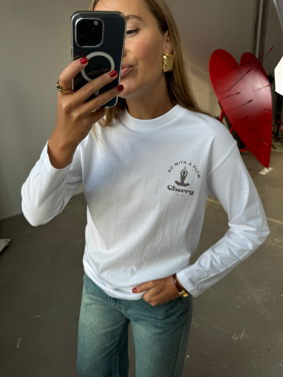 Лонгслив Yoga белый