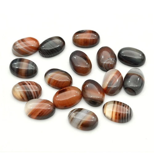 Кабошон из сардоникса овал, 10*14*5мм.