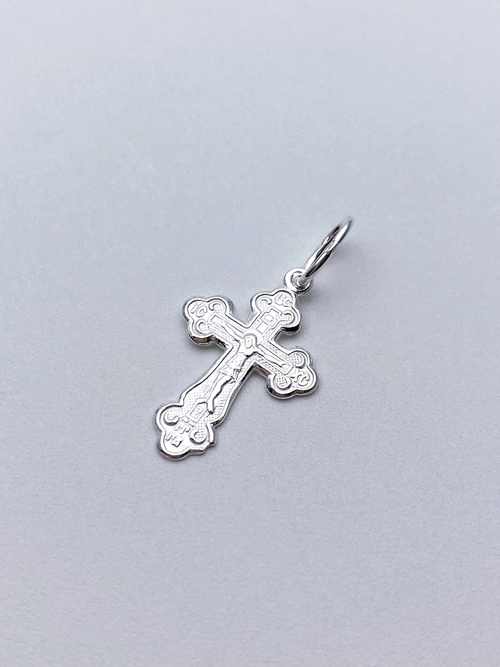 Крест штампованный из серебра/Белый