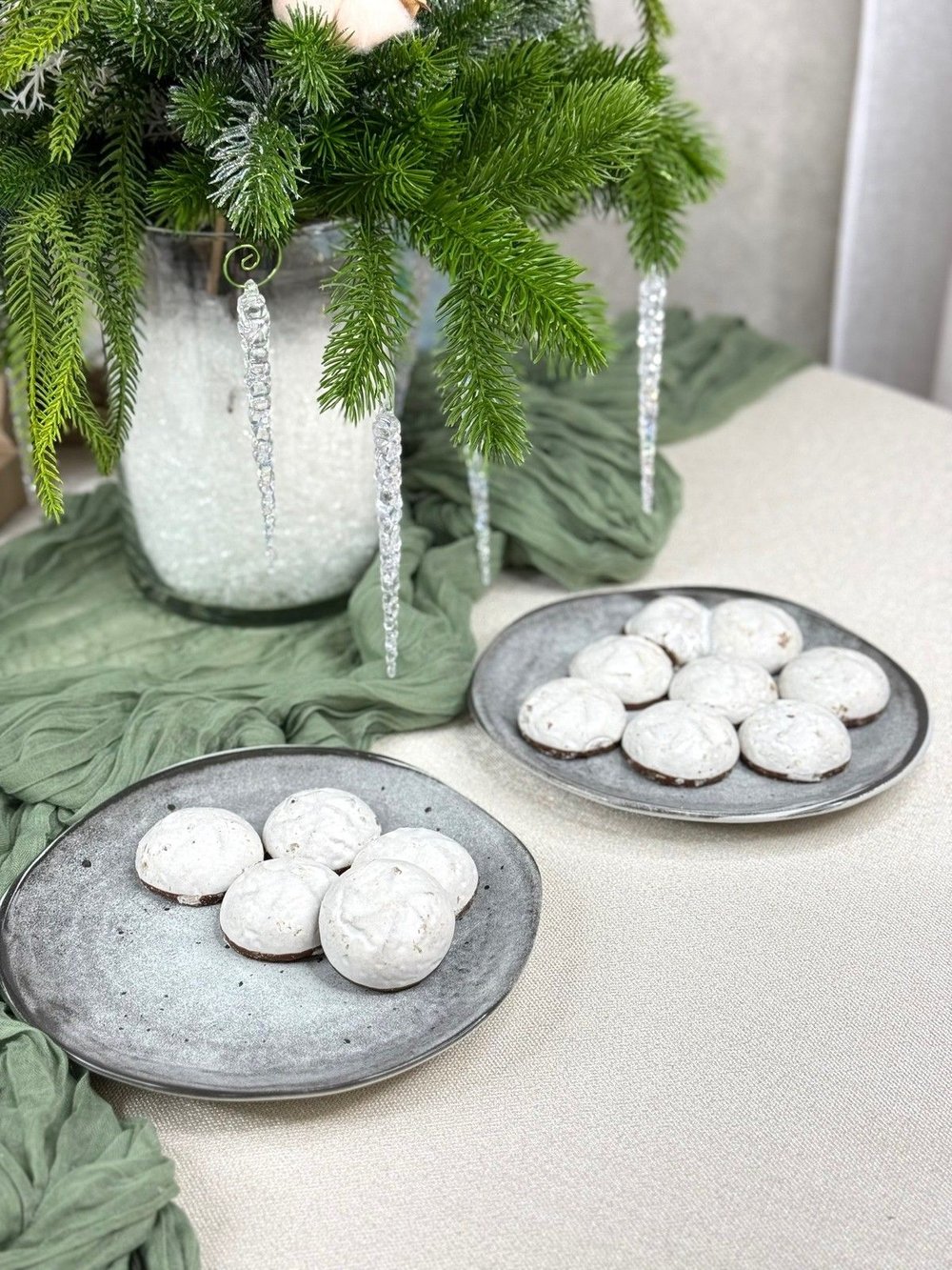 Пряники с варенной сгущенкой и глазурью 350гр