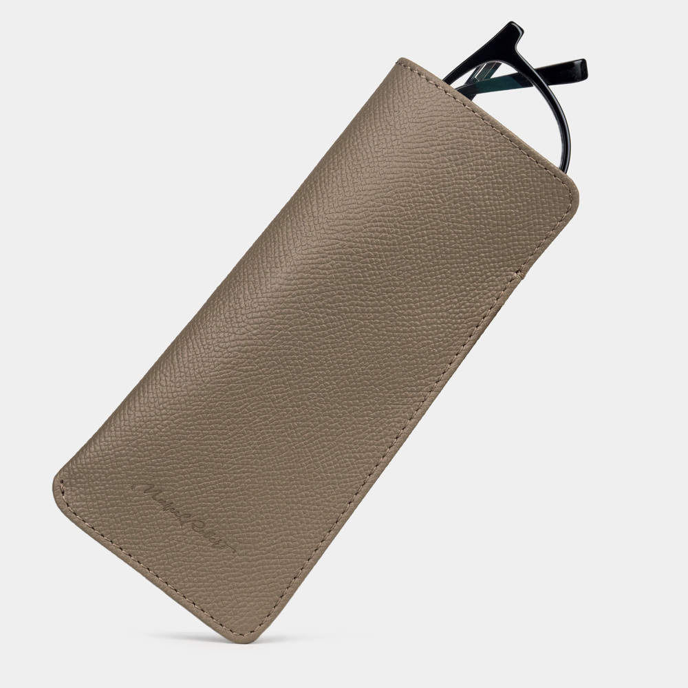 Футляр для очков Lunette из кожи теленка Safiano, цвета мусс