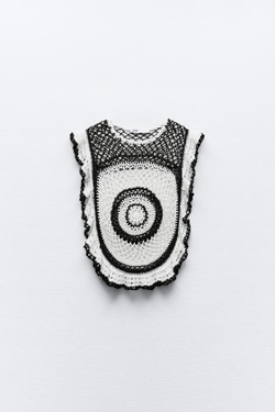 ZARA ТОП ИЗ КРУЖЕВА КРОШЕ С ВОЛАНАМИ, БЕЛЫЙ/ЧЕРНЫЙ