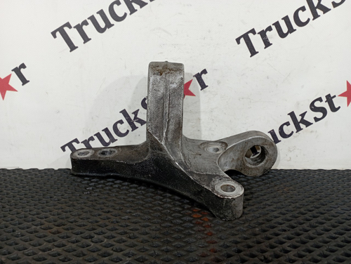 Кронштейн двигателя задний левый