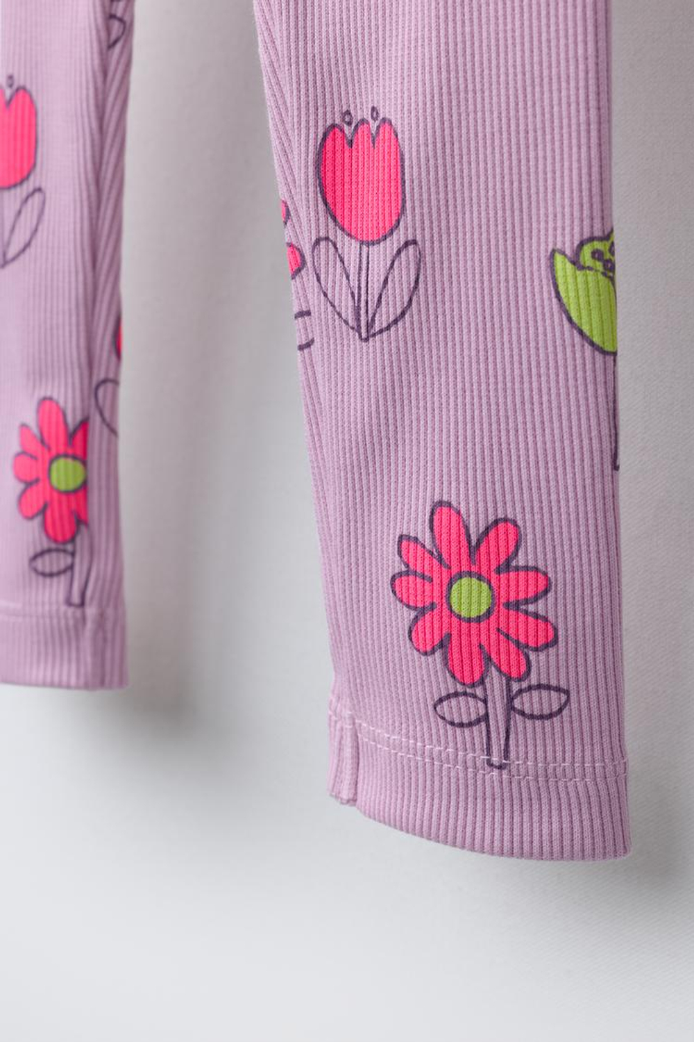 ZARA ЛЕГИНСЫ В РУБЧИК С ПРИНТОМ, СВЕТЛАЯ МАЛЬВА