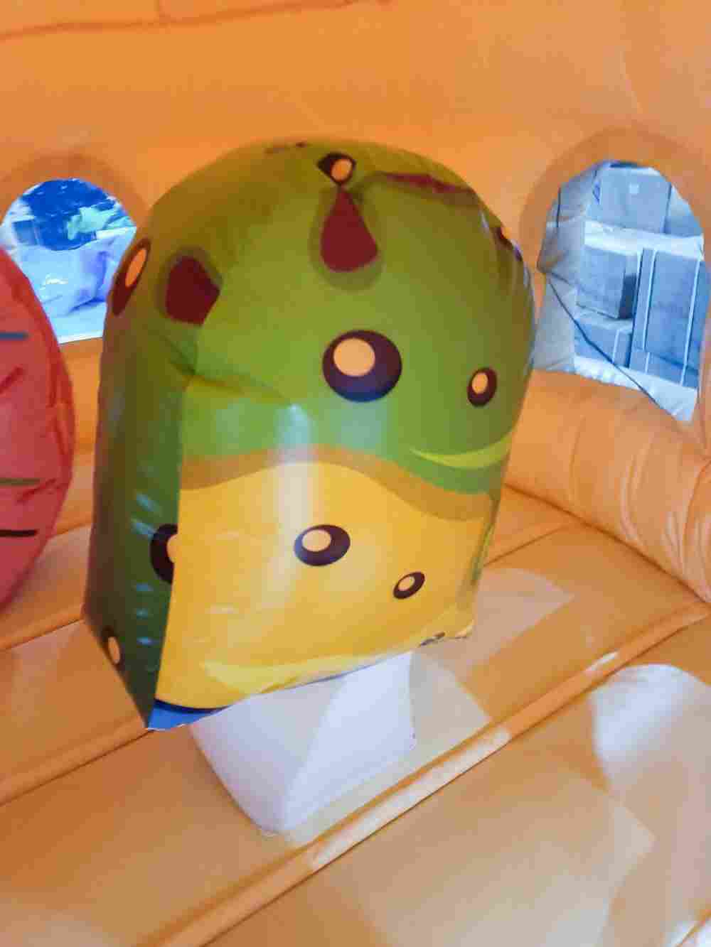 Надувной коммерческий батут "Торт" с окошками, 4x4x3,5 м