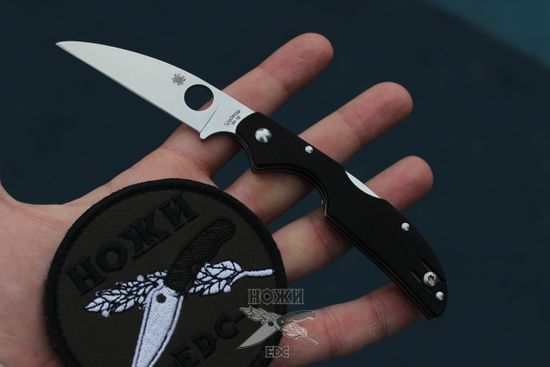 Складной нож Spyderco Kiwi 4 C178GP c клинком из стали VG-10, рукоять G10